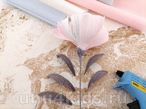 Декоративные цветы из бумаги «Сливочная карамель» 